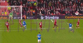 利物浦爆冷1-1升班马 赛季首获平局 范戴克送礼 维尔茨造乌龙救主